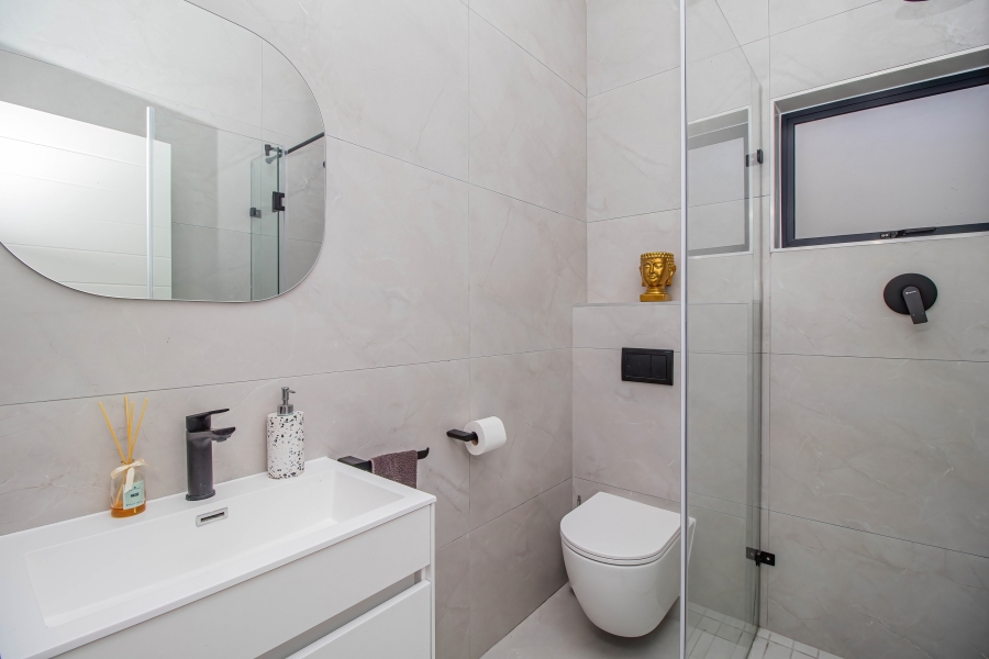4 Bedroom Property for Sale in Sandown Western Cape
